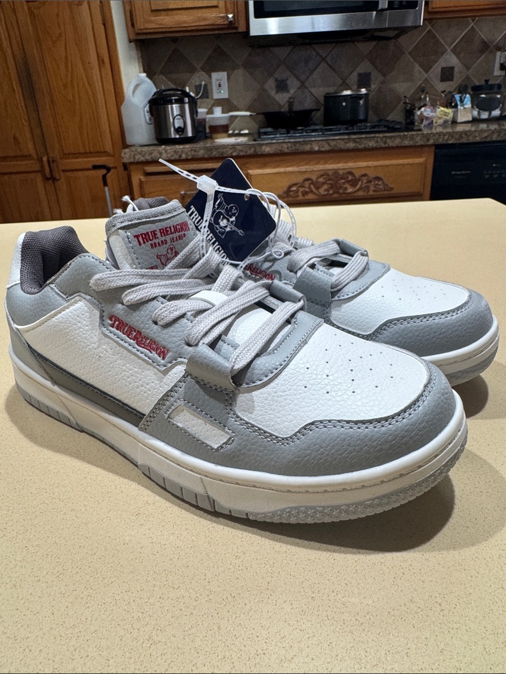 True Religion boys Low-Top Sneakers in White and Light Gray with Red Logo